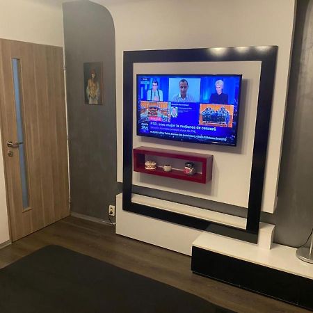 Beautiful Modern Apartment Craiova Bagian luar foto