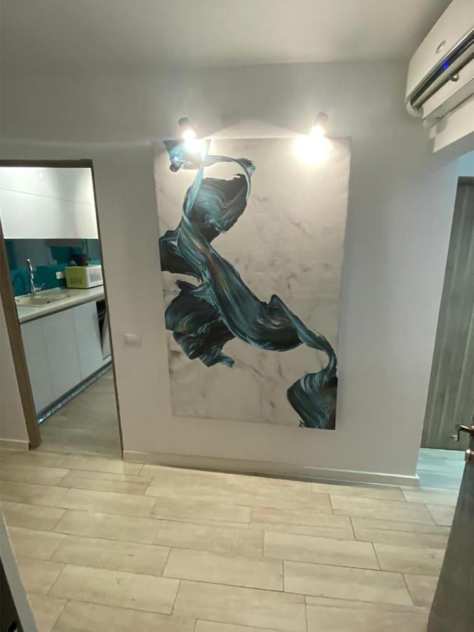 Beautiful Modern Apartment Craiova Bagian luar foto